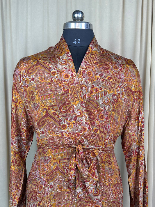 Silky Soft Men’s Kimono Robe, Masculine Elegant Classic Sustainable Vintage House Robe gift | Timeless Comfy Lounge Beach Wear | Red Paisley