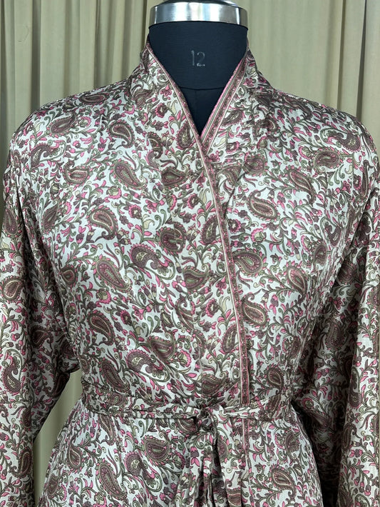Recycle Silk Sari Women Kimono | Boho Chic Beach Cover Up Vintage Lounge Dressing Robe l Resort Wear Regal Gypsy House Robe | Beige Paisley