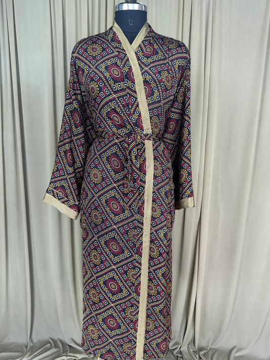 Recycle Silk Sari Women Kimono | Boho Chic Beach Cover Up Vintage Lounge Dressing Robe l Resort Wear Regal Gypsy House Robe | Black Floral