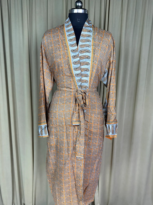 Silky Soft Men’s Kimono Robe, Masculine Elegant Classic Sustainable Vintage House Robe gift, Timeless Comfy Lounge Beach Wear Orange Paisley