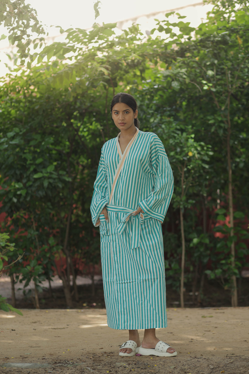 Women's reversible Cotton Kimono Robe in striped with pockets