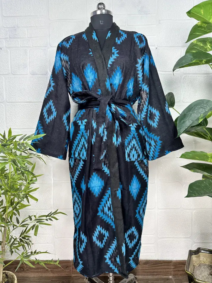 Unisex-Kimono/Robe aus Yakwollmischung mit geometrischen Rauten | Luxuriöser urbaner Blumendruck in Beige, Rot und Blaugrün | Warmes Hygge-Weihnachtsgeschenk für Sie und Ihn