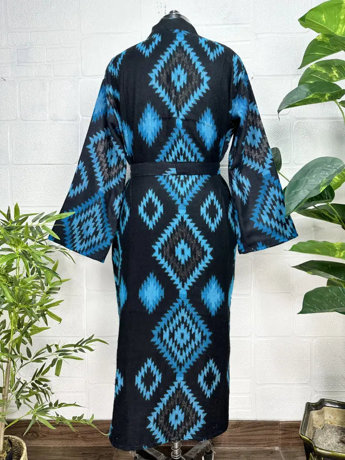 Unisex-Kimono/Robe aus Yakwollmischung mit geometrischen Rauten | Luxuriöser urbaner Blumendruck in Beige, Rot und Blaugrün | Warmes Hygge-Weihnachtsgeschenk für Sie und Ihn