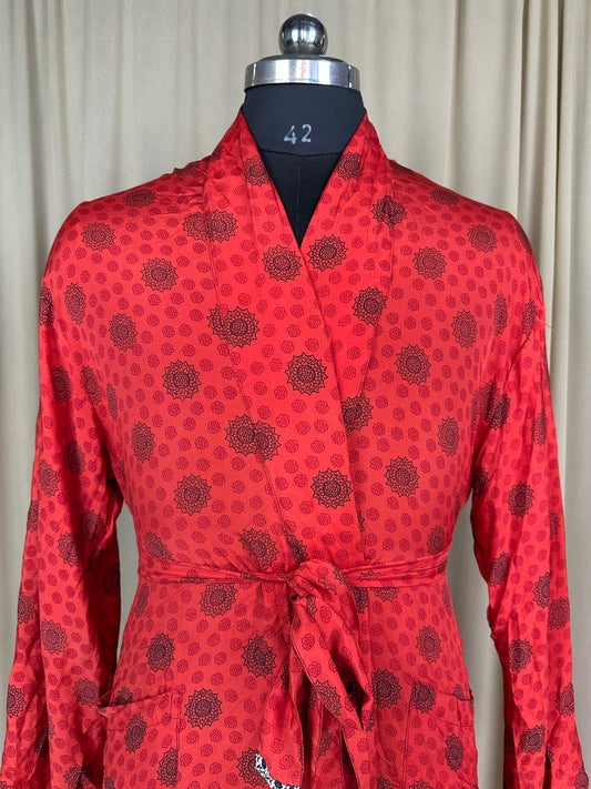 Silky Soft Men’s Kimono Robe | Masculine Elegant Classic Sustainable Vintage House Robe gift | Timeless Comfy Lounge Beach Wear | Red Floral