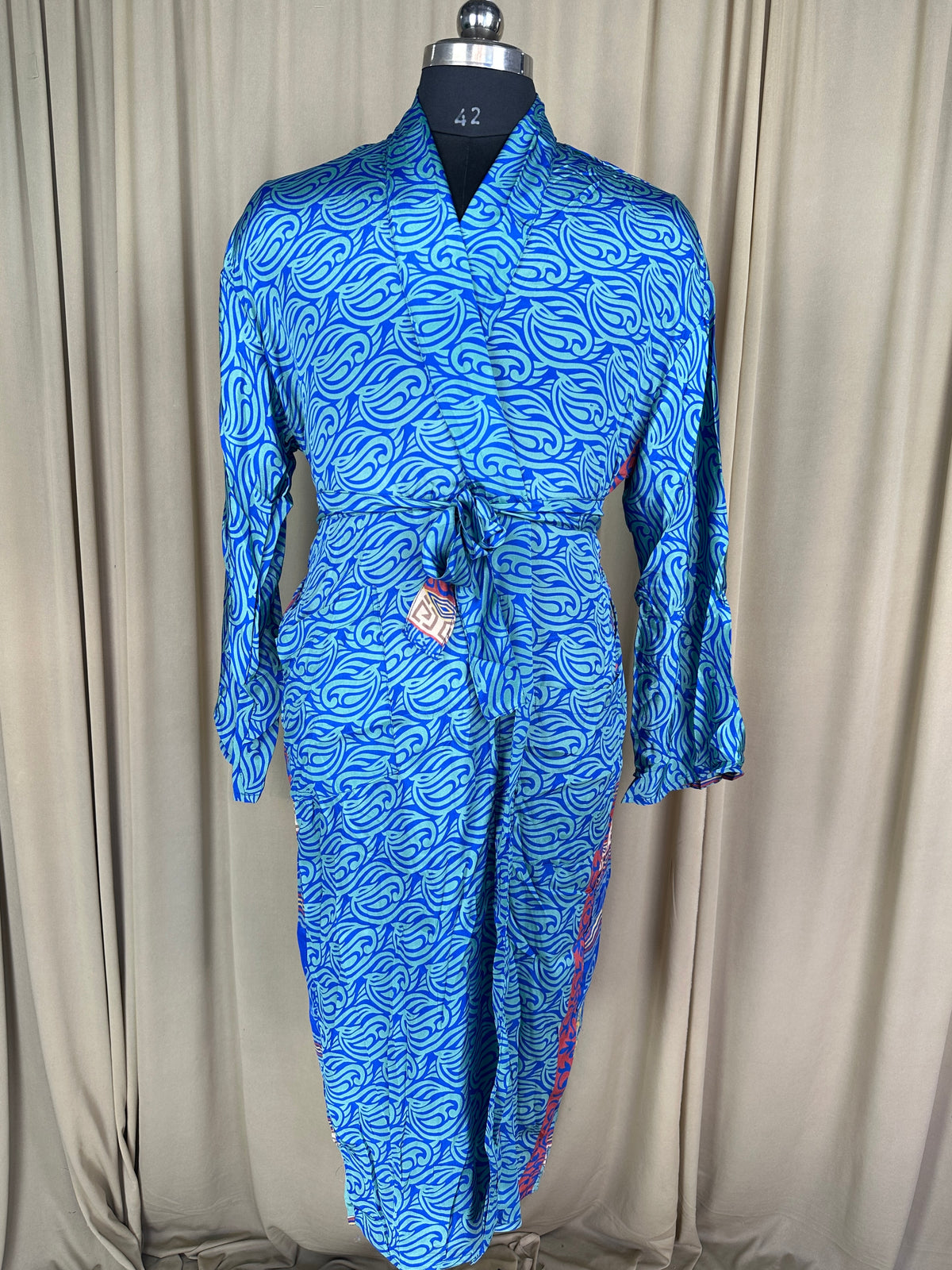 Silky Soft Menâ€™s Kimono Robe, Masculine Elegant Classic Sustainable Vintage House Robe gift, Timeless Comfy Lounge Beach Wear Blue Geometric