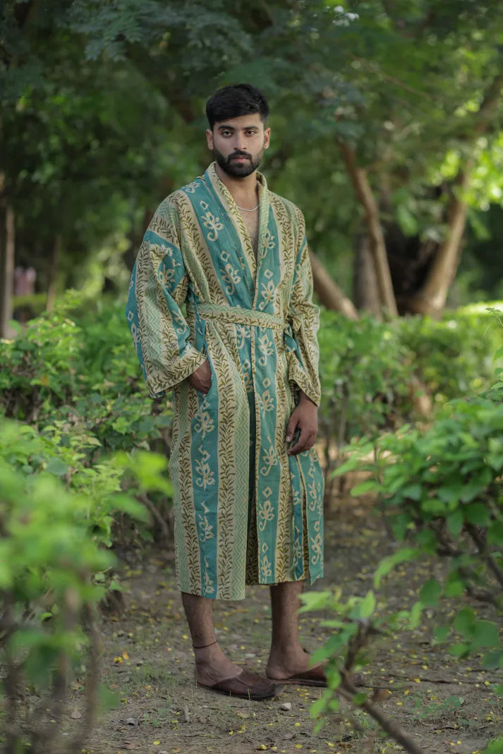 Menâ€™s Striped Cotton Kimono Robe, Long Boho Loungewear with Pockets, One Size Lightweight Breathable Spa Beach Resort Cover Up Dressing Gown