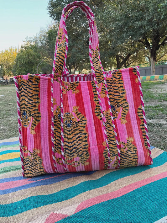 Personalised Tote Bag | Velvet Quilted Tote Bag, Weekender Bag, Custom Teacher Tote Bag, Bridesmaid Proposal Gift For Mom, Gift for Her