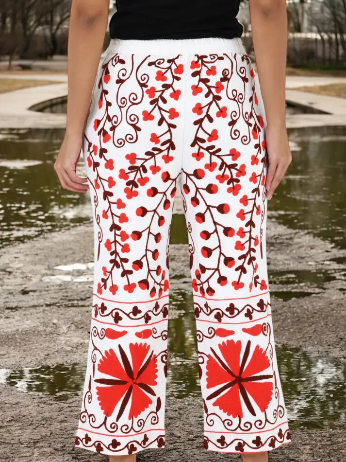 Boho Harem Pants Gift for Her â€“ Handmade Embroidered Suzani Festival Pants, Boho Hippie Lounge Pajamas with Pockets, Unique Floral Yoga Pant