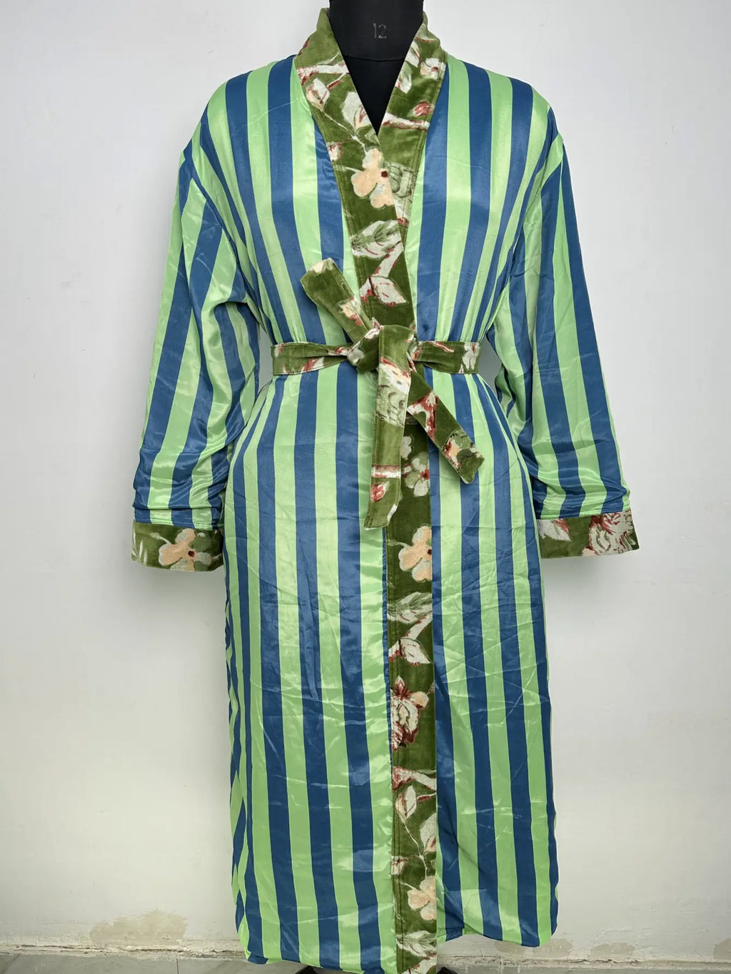 Velvet Womens Kimono | Boho Reversible Dressing Gown with Lining, Bridal Robe & Women's Clothing | Spa Gift for Her, Smoking Jacket for Her