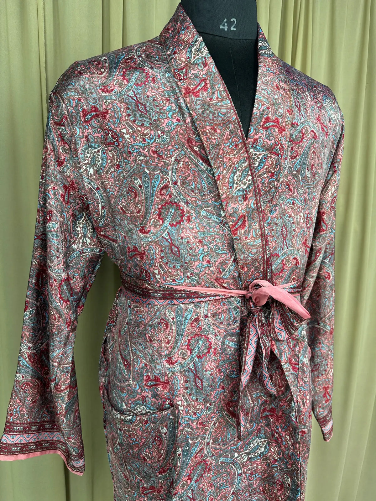 Silky Soft Menâ€™s Kimono Robe | Masculine Elegant Classic Sustainable Vintage House Robe gift, Timeless Comfy Lounge Beach Wear Pink Paisley