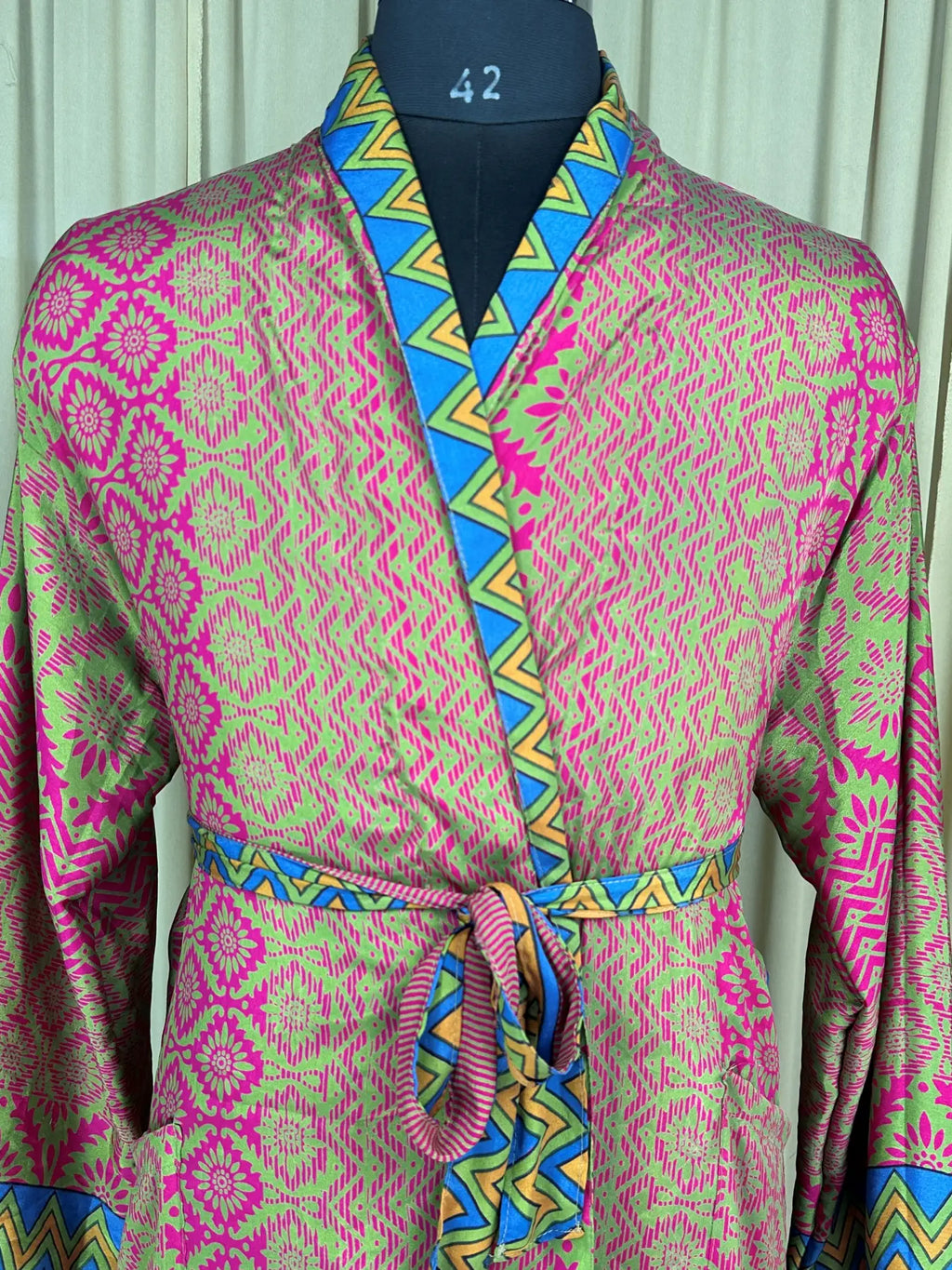 Men's Silky Kimono Robe in pink geometric
