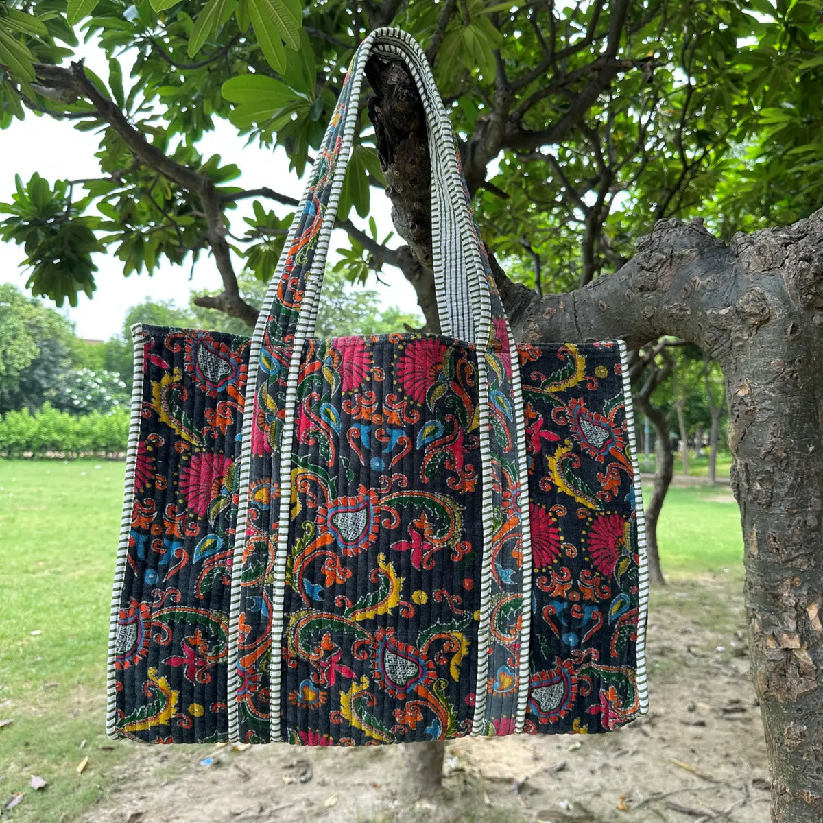 Personalised Tote Bag | Velvet Quilted Tote Bag, Weekender Bag, Custom Teacher Tote Bag, Bridesmaid Proposal Gift For Mom, Beach bag for Her