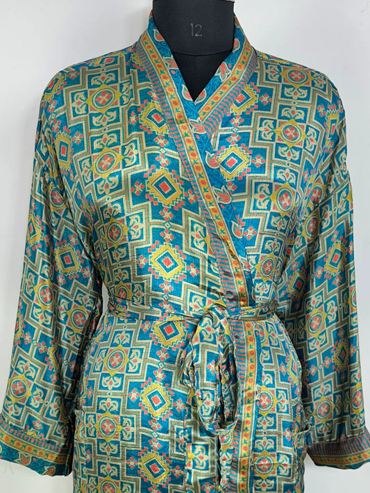Recycle Silk Sari Women Kimono | Boho Chic Robe House | Beach Cover Up Vintage Bridesmaid Lounge Dressing Gown l Resort Wear Gypsy Nightwear
