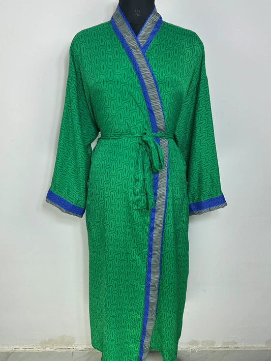 Recycle Silk Sari Women Kimono | Boho Chic Robe House | Beach Cover Up Vintage Bridesmaid Lounge Dressing Gown l Resort Wear Gypsy Nightwear