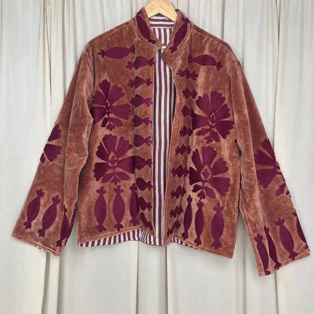 Boho Hand Embroidered Velvet Suzani Jacket Brown Floral Open Front Coat Winter Wear Free Size Robe Retro Chic Free Size Robe Blazer for Her