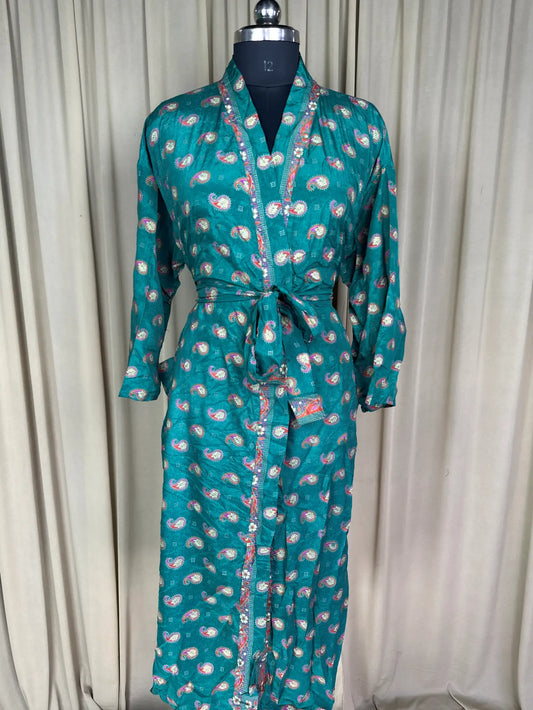 Silky Soft Men’s Kimono Robe, Masculine Elegant Classic Sustainable Vintage House Robe gift, Timeless Comfy Lounge Beach Wear, Green Paisley