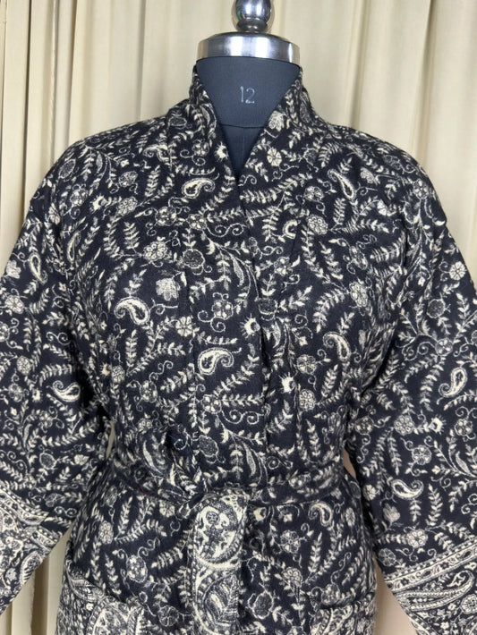 Yak Wool Blend Women Kimono Robe, Cozy Warm Winter Romance Loungewear, Black Paisley Cardigan House Coat with Pockets, Quirky Christmas Gift