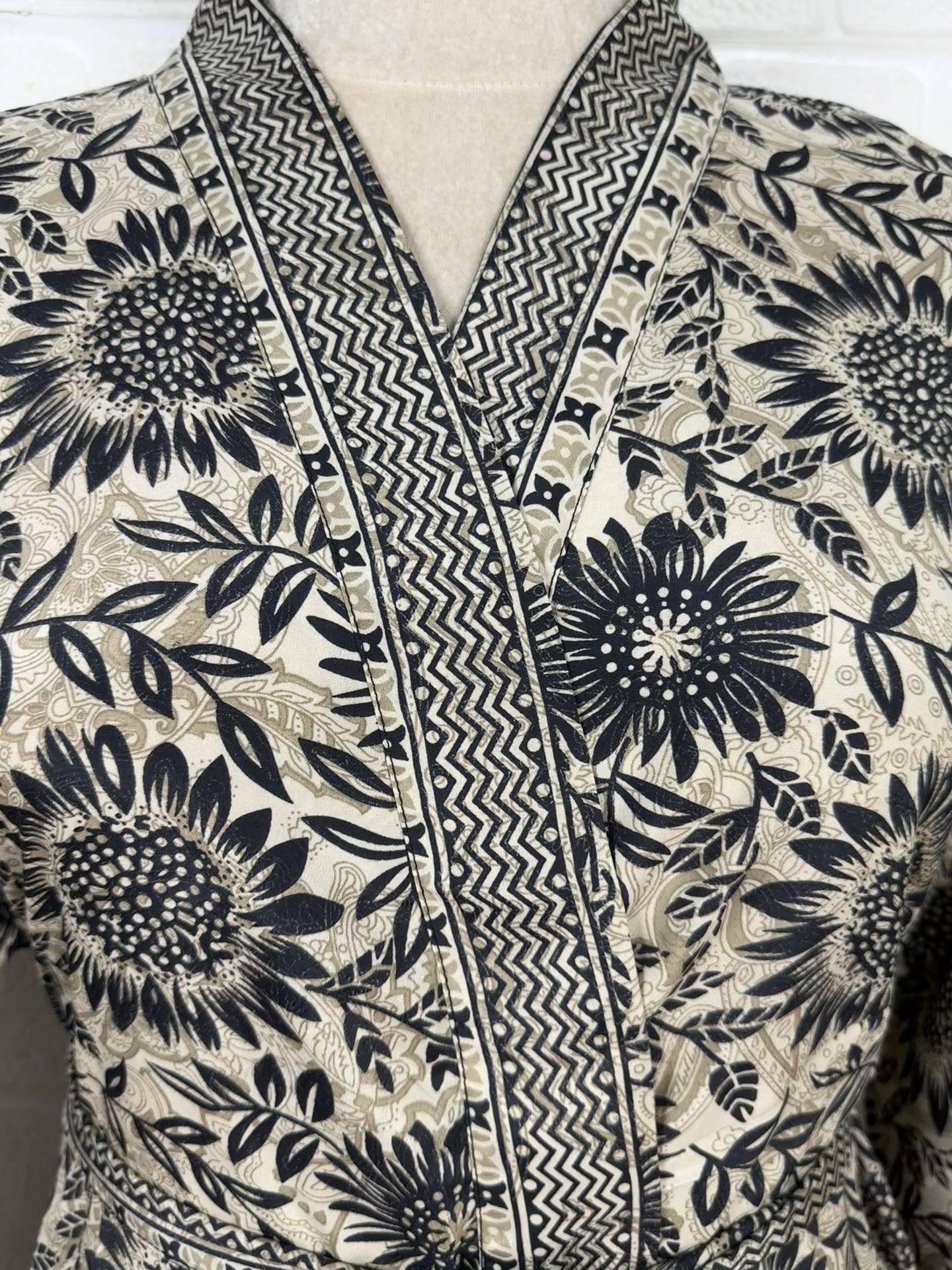 Floral Silk Blend Kimono Robe: Hand-Stitched Sari Fabric
