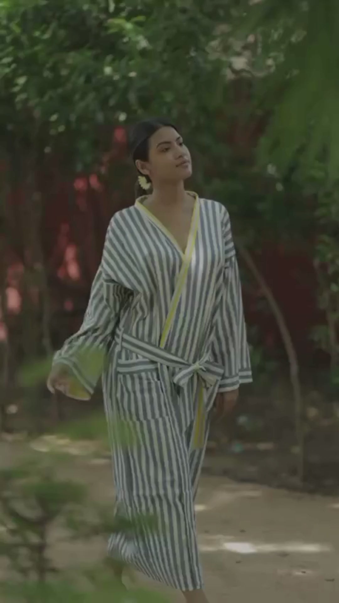 Women Cotton Kimono Robe, Reversible Striped Boho Loungewear, Lightweight Spa Beach Resort Outfit with Pockets, One Size Breathable Bathrobe