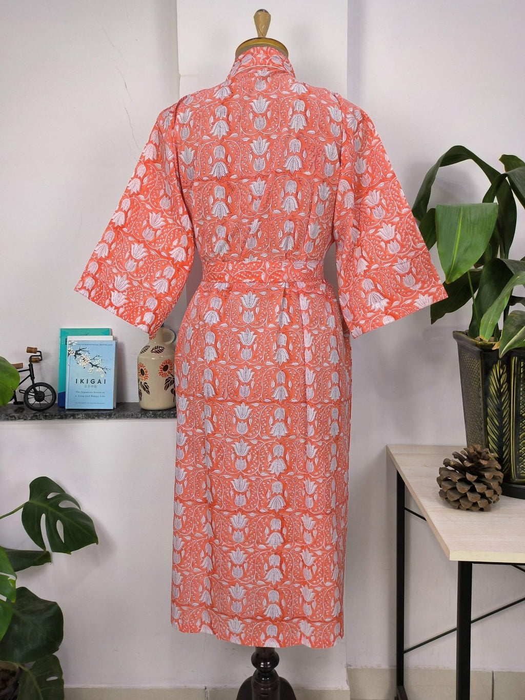 block-printed Cotton Kimono Robe in pink orange