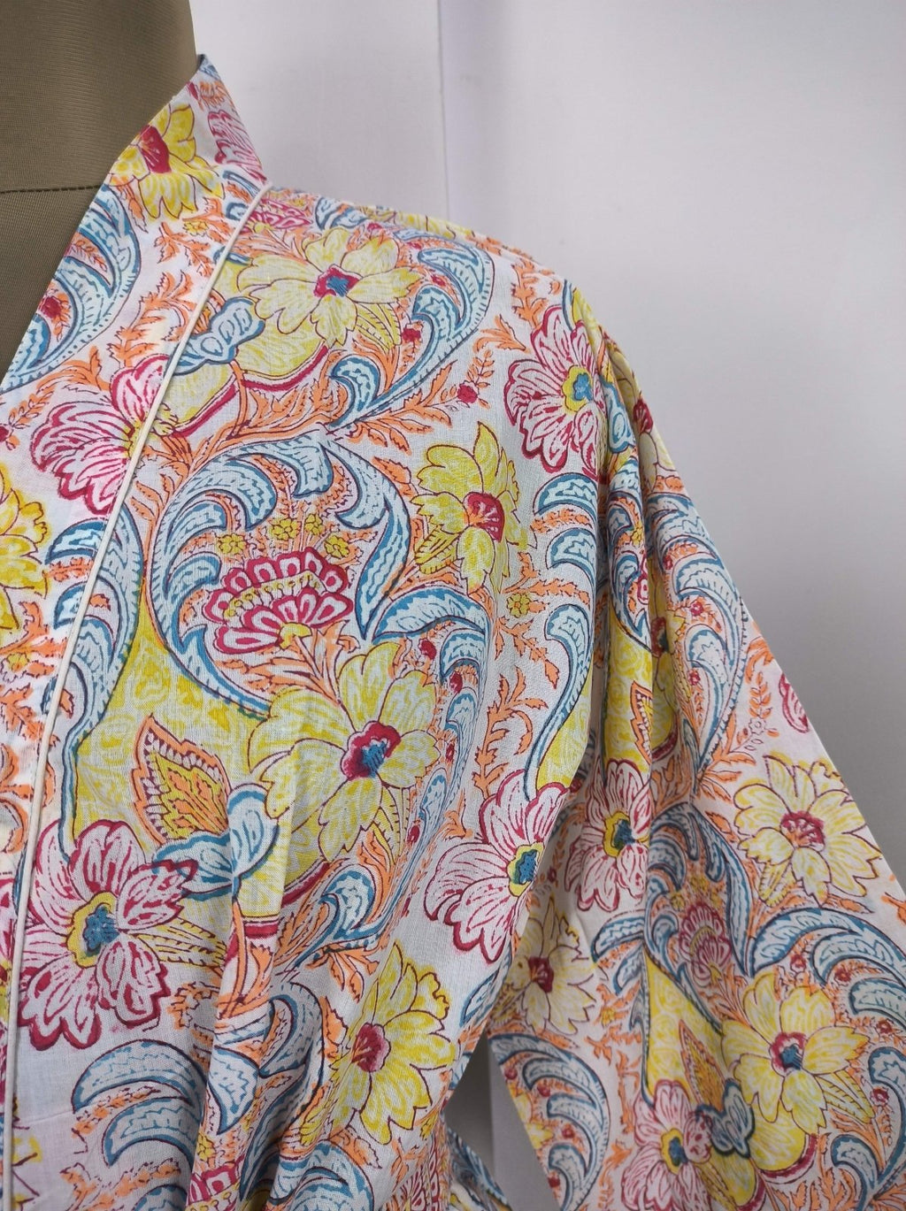 block-printed Cotton Kimono Robe in floral
