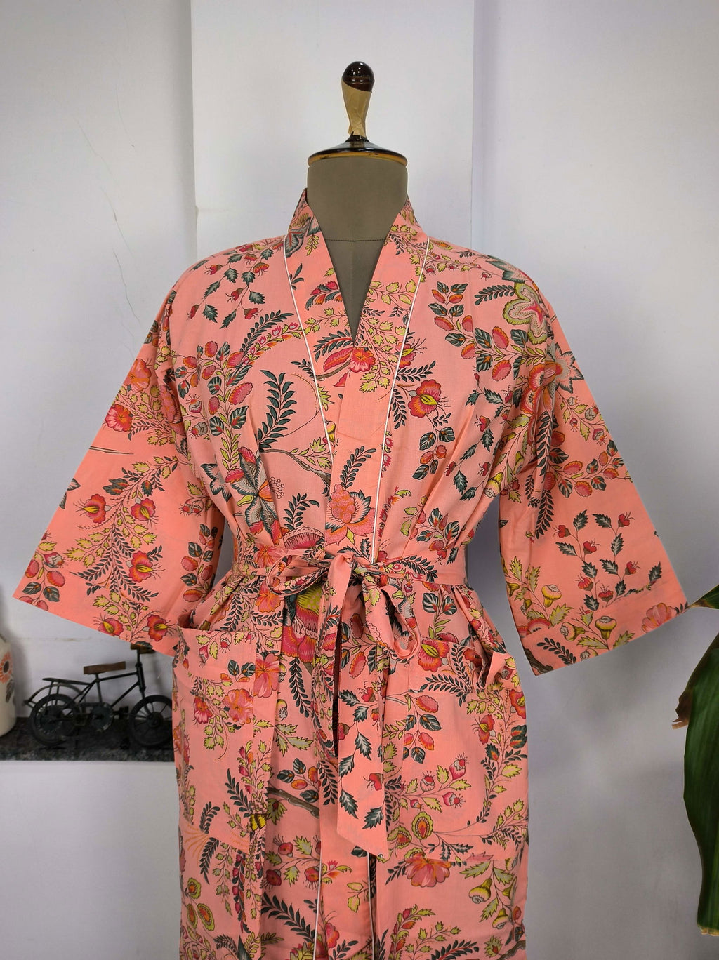 Women's block-printed Cotton Kimono Robe in peach red floral