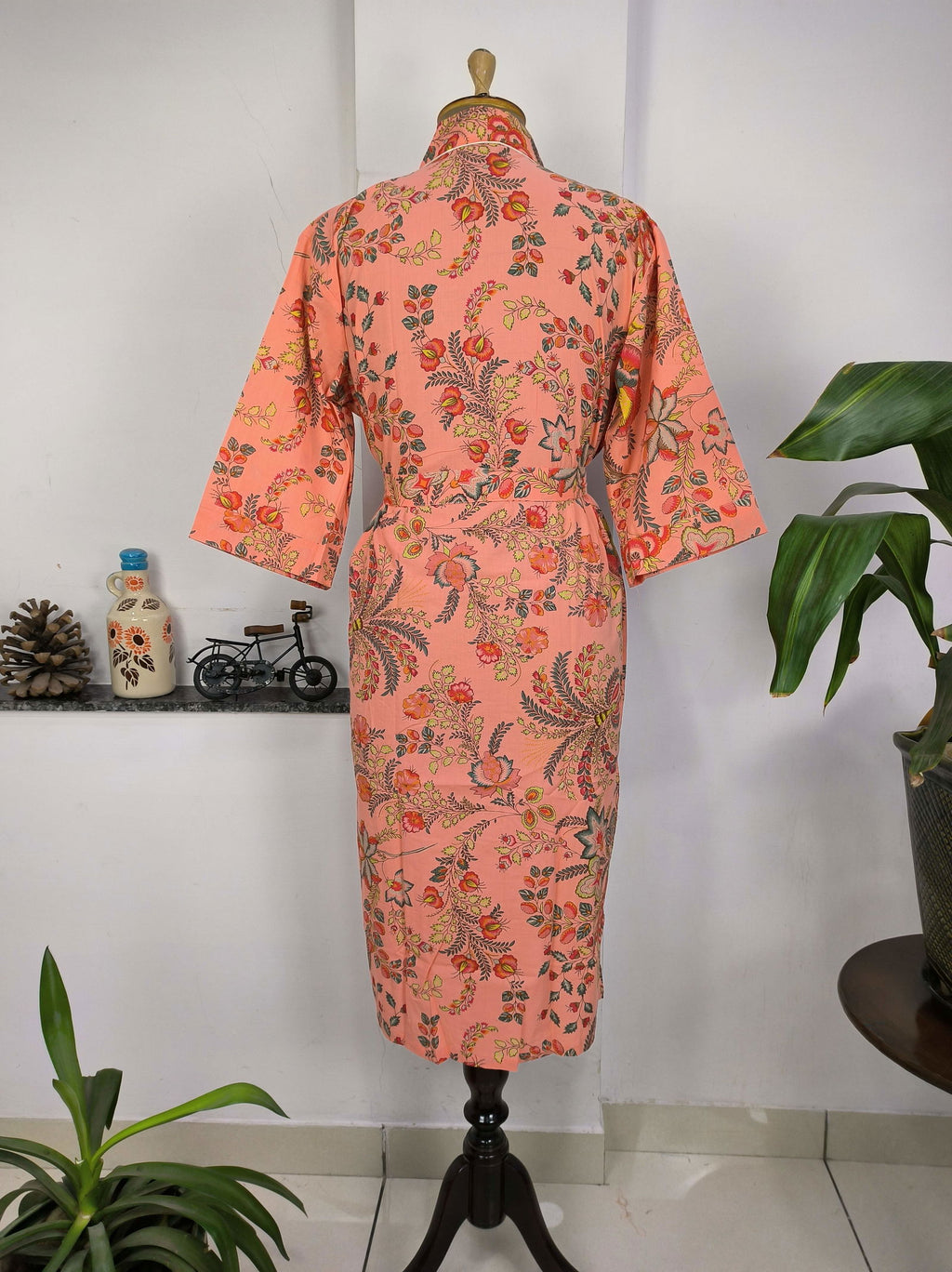 Women's block-printed Cotton Kimono Robe in peach red floral