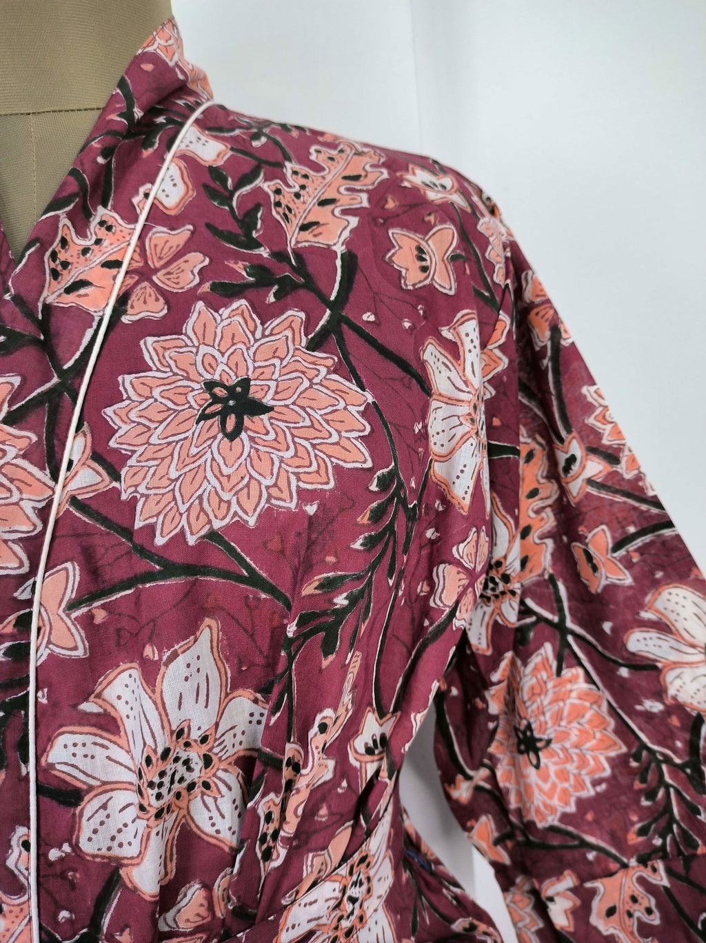 block-printed Cotton Kimono Robe in wine white floral