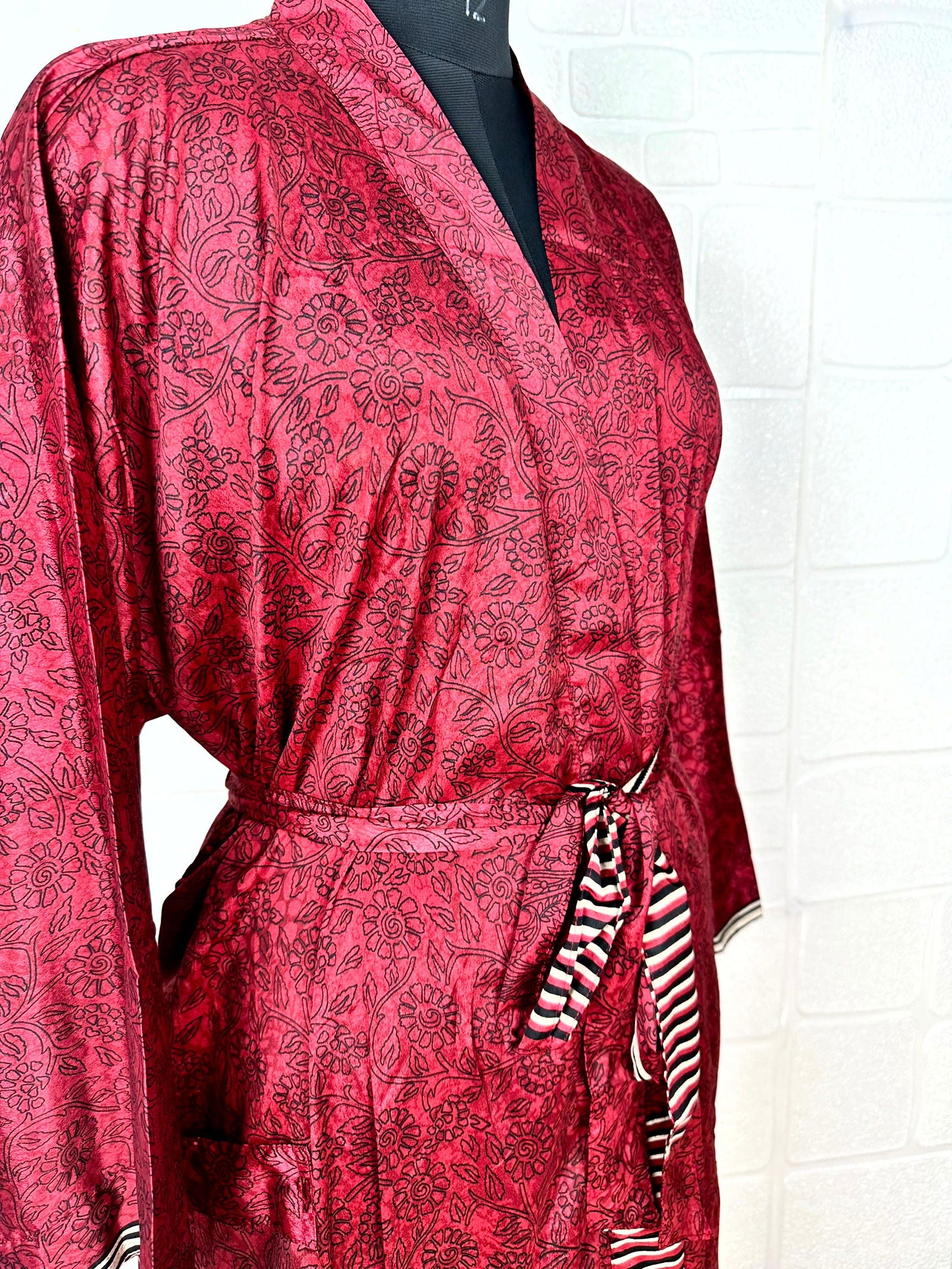 #tag1# - #tag2# - #tag3# - #tag4#