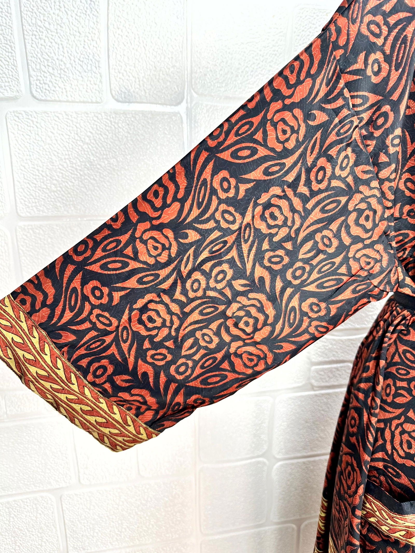 #tag1# - #tag2# - #tag3# - #tag4#