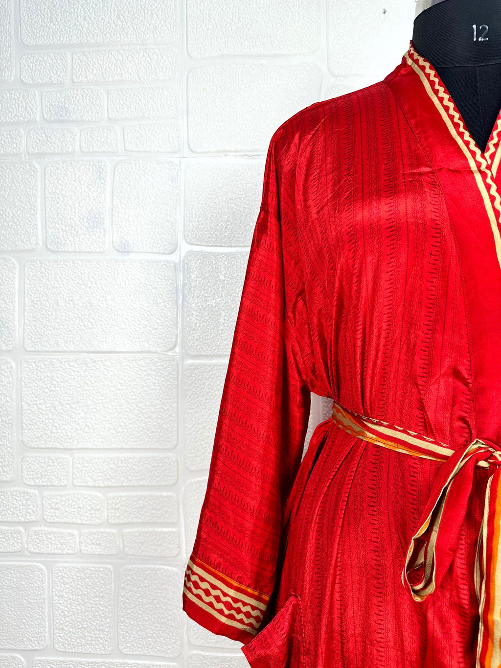 Women's Recycled Silk Kimono Robe in motif