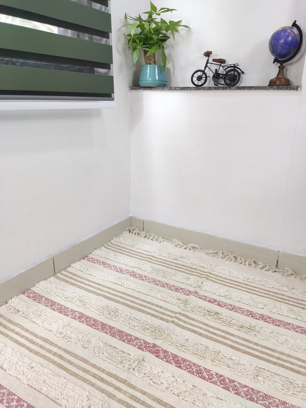 Wool & Jute Shaggy Rug, 6 x 4 ft
