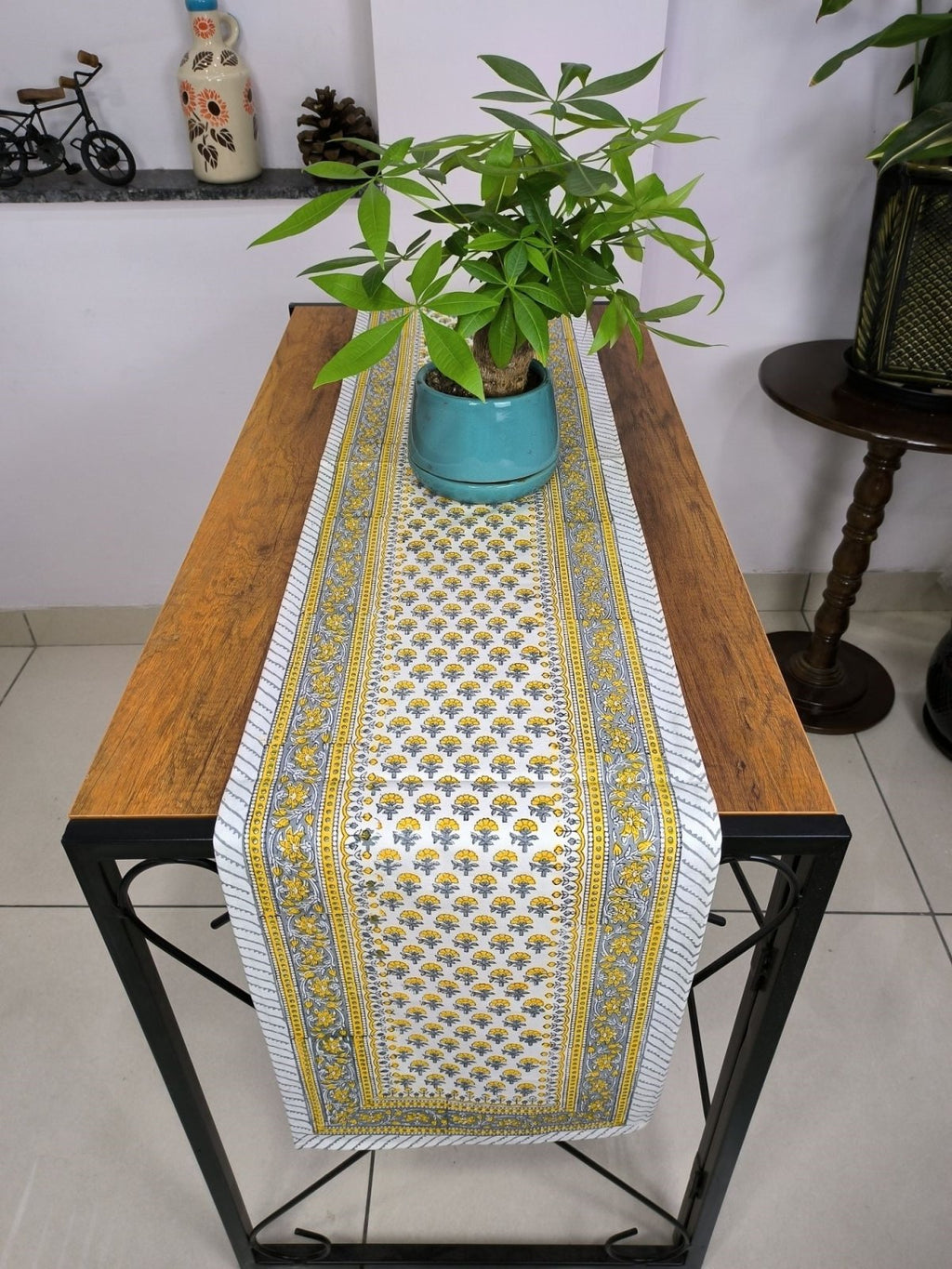 Cotton Table Runner in yellow floral